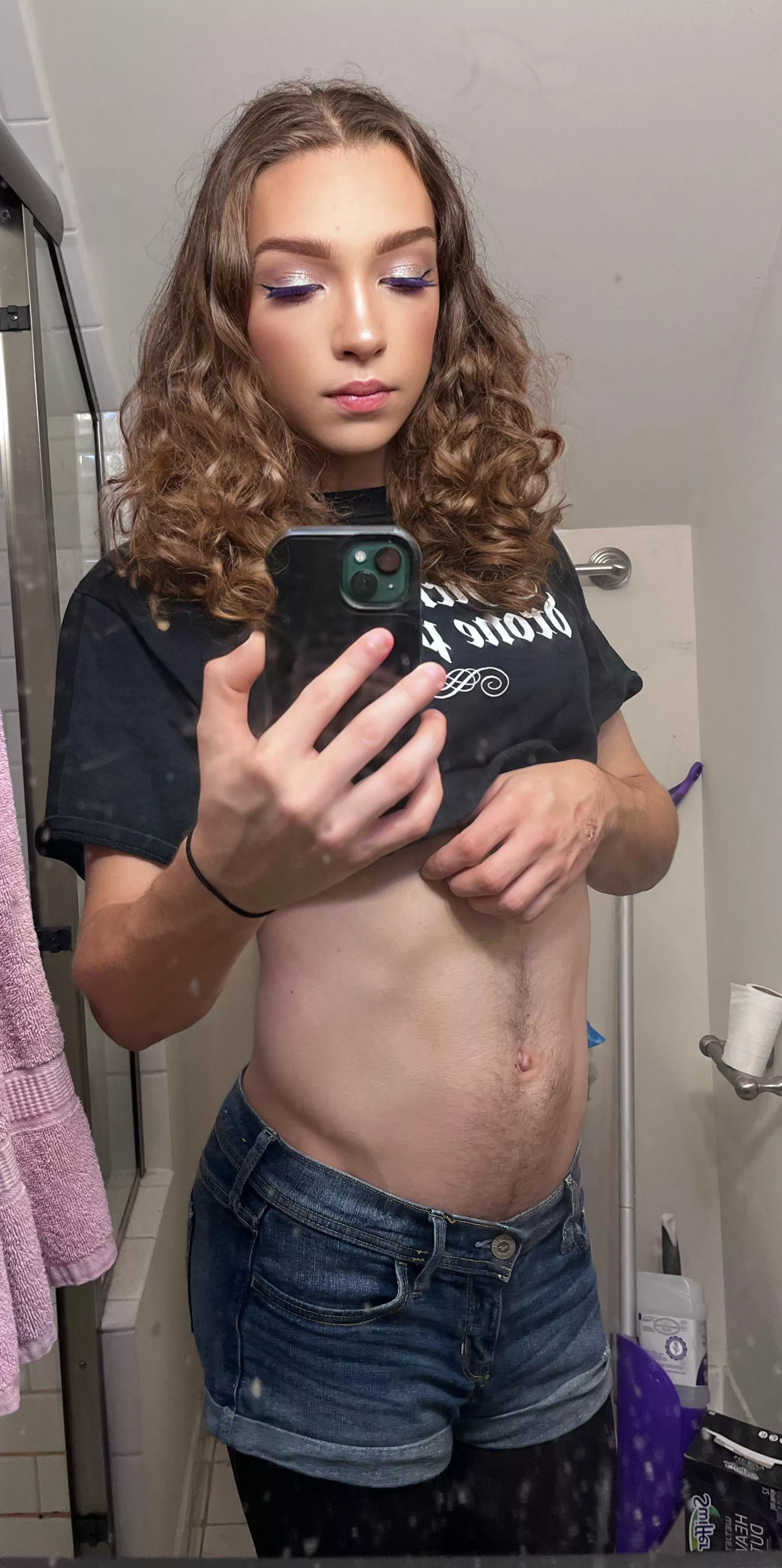 ridding myself of masculinity ✨💕🥰