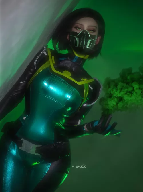 Viper cosplay by LilyaOo [Valorant]