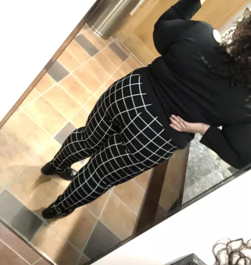 Would you follow me around the office? 🤭