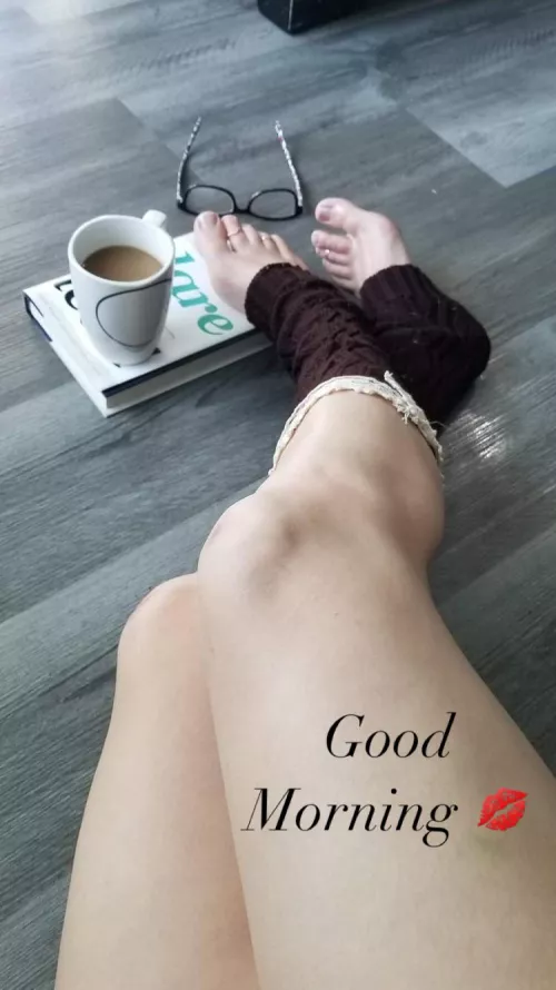 Coffee with a side of thick thighs . Do we add cream……..