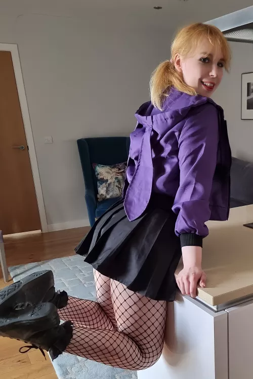 Dont laugh. I can get up on the counter by myself x