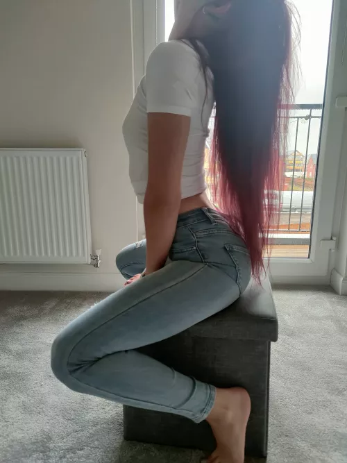 [F] Let's admin, we all love jeans