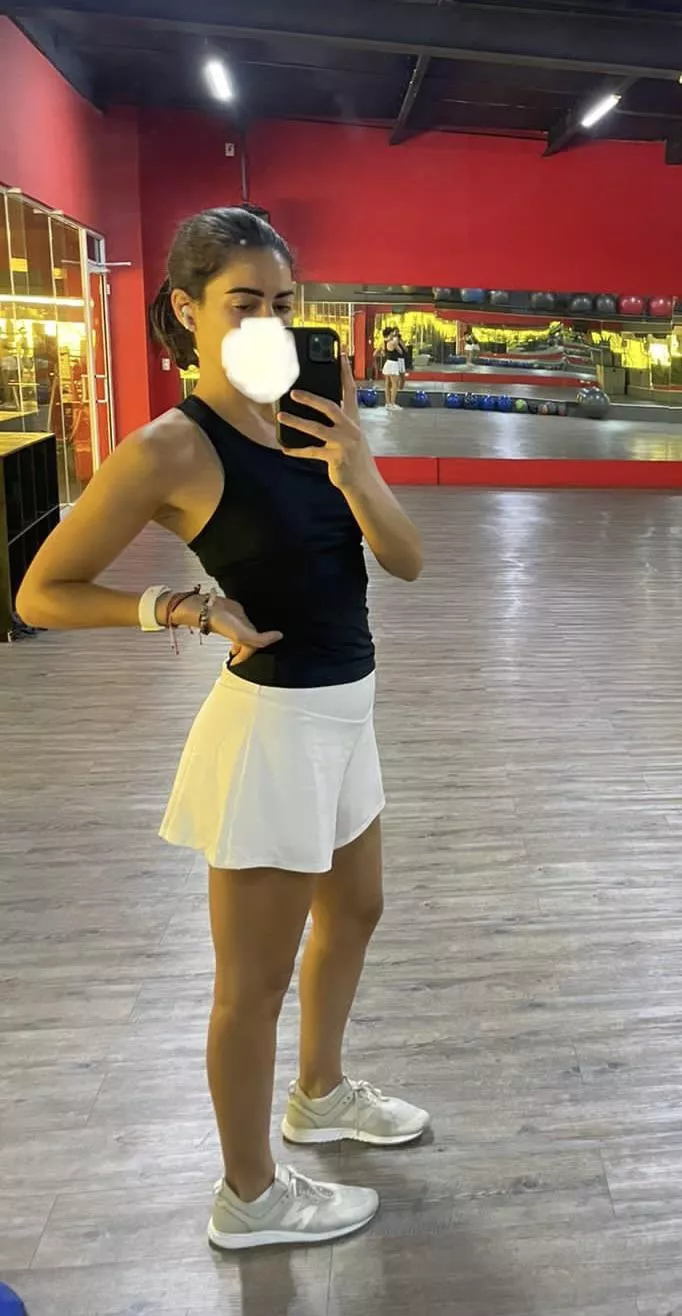 (F) pre workout