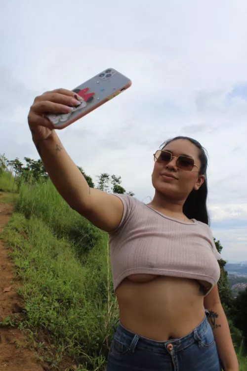 Freedom feels amazing everyone I walked past looked at my nipples🤭🍒