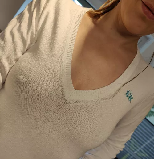 Good morning... the sweater weather begins...