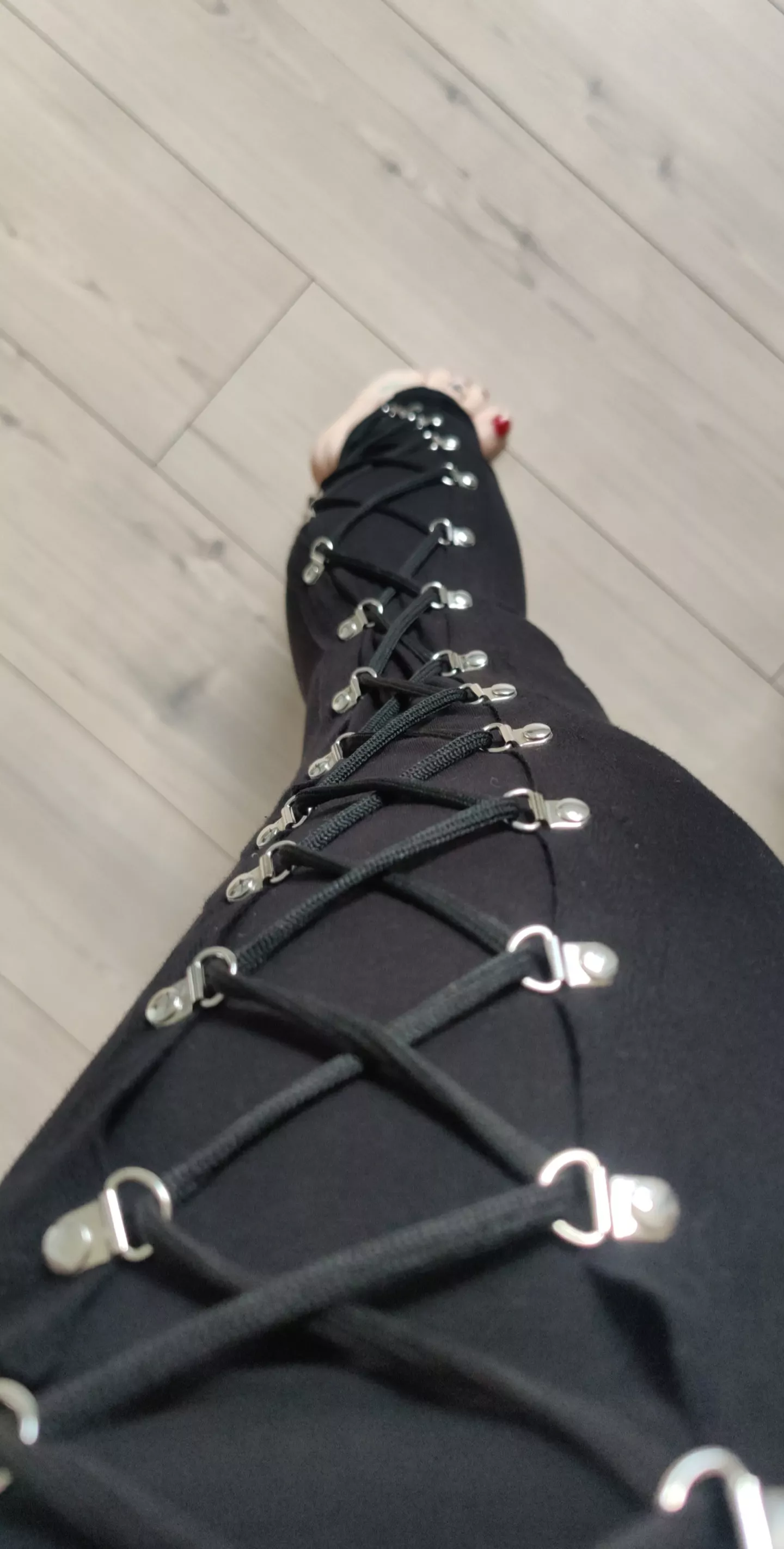 goth leggings