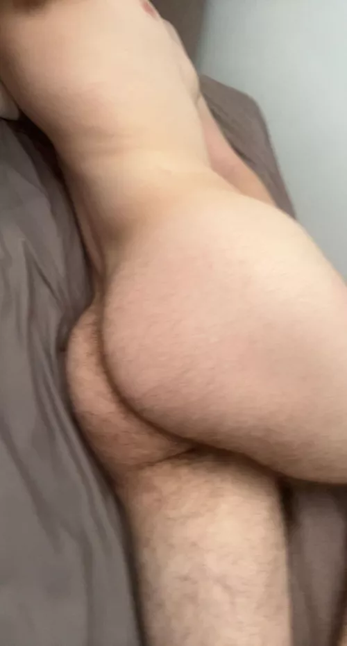 Hope it’s hairy enough for y’a 😈