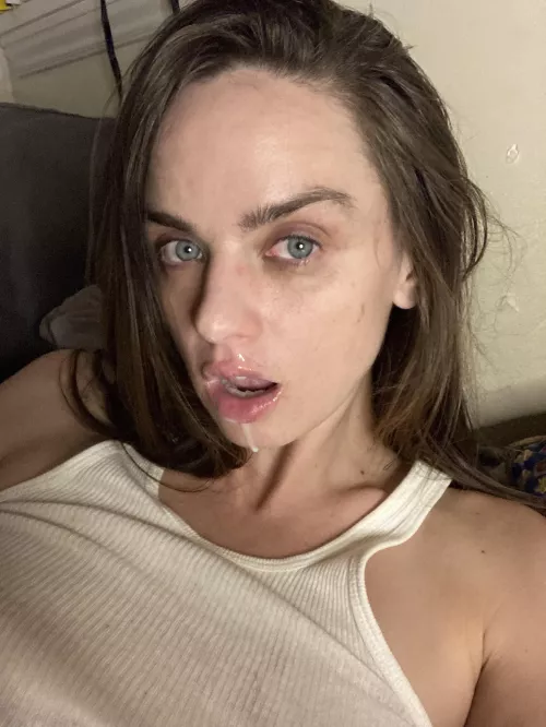 I always get teary eyed when I get my throat filled 🥹