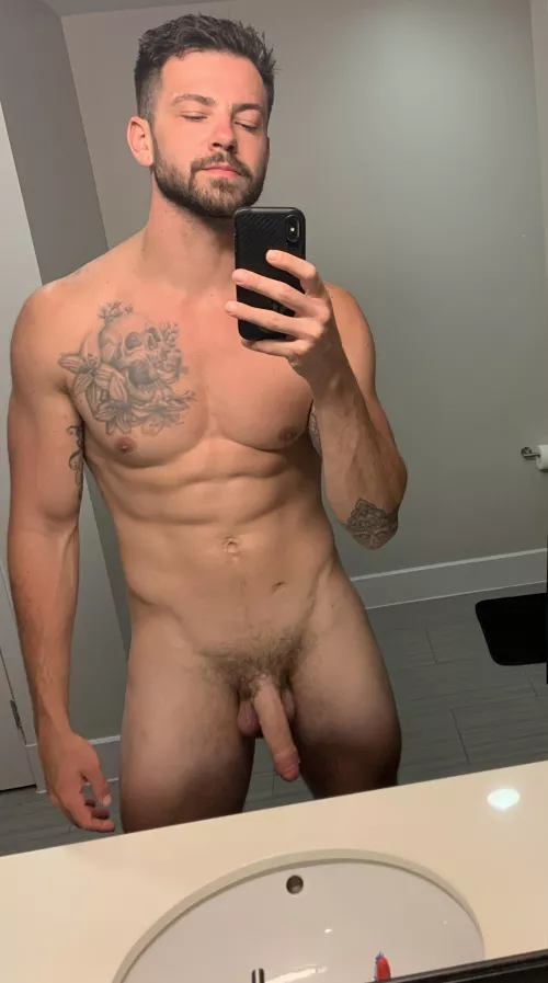 I missed Reddit and all the love you guys gave me…welcum back? 🥹👉🏻👈🏻