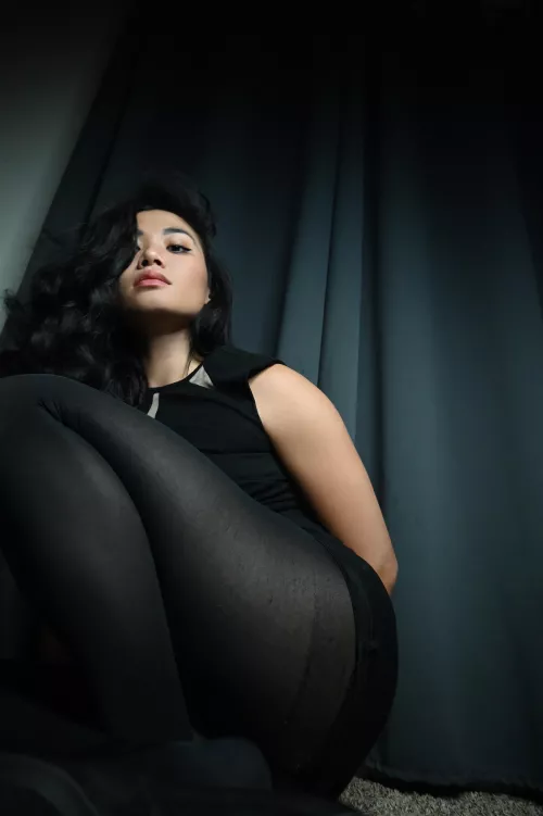 Opaque black pantyhose 🖤