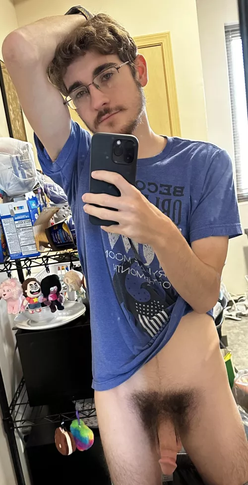 Quarantine day 2. Don’t mind the hair 😅