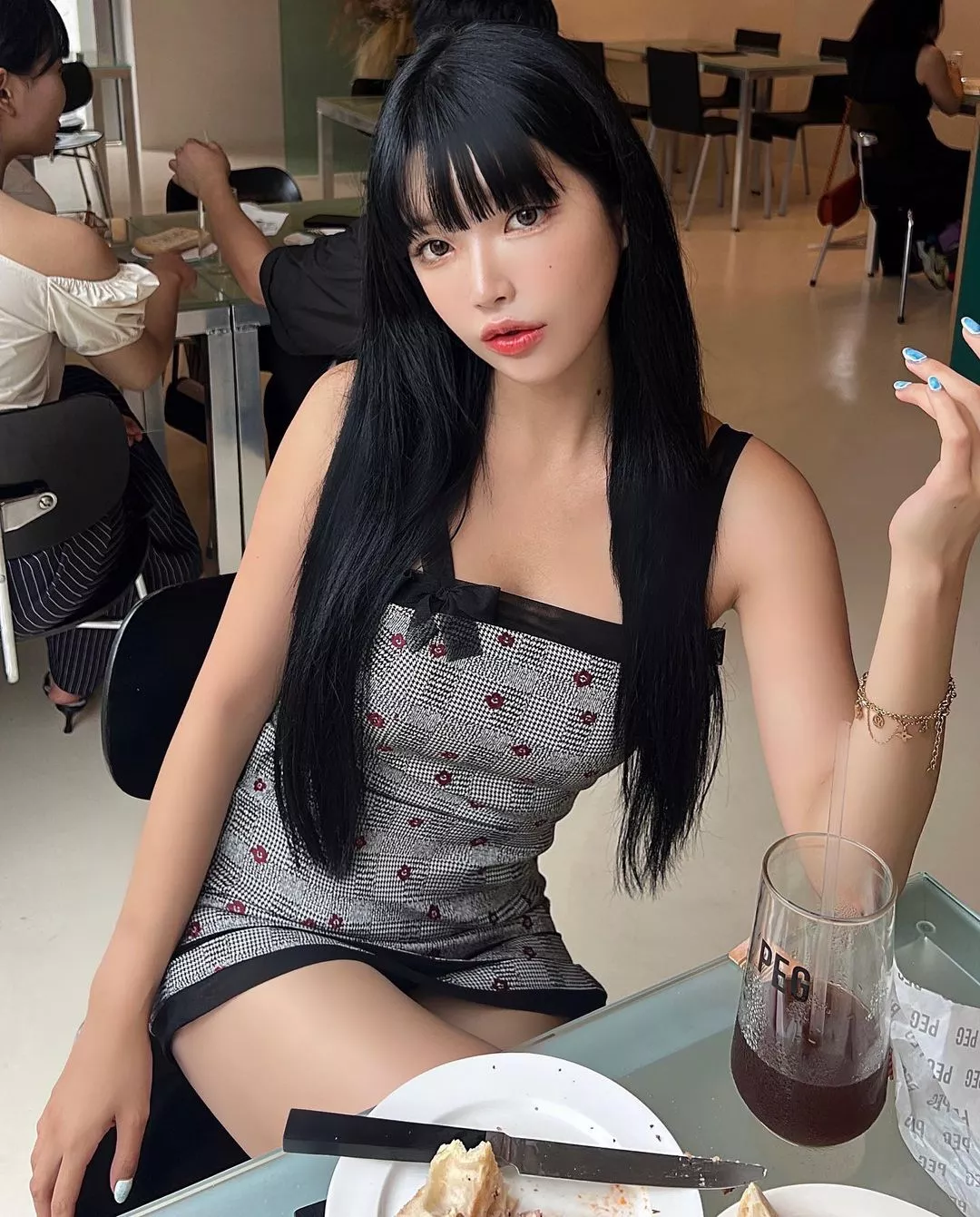 Short dress