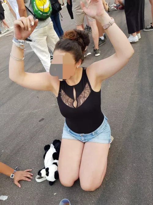 those are some nasty fleshy armpits💦