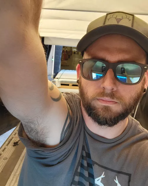 Trucker life, armpits on a flatbed.