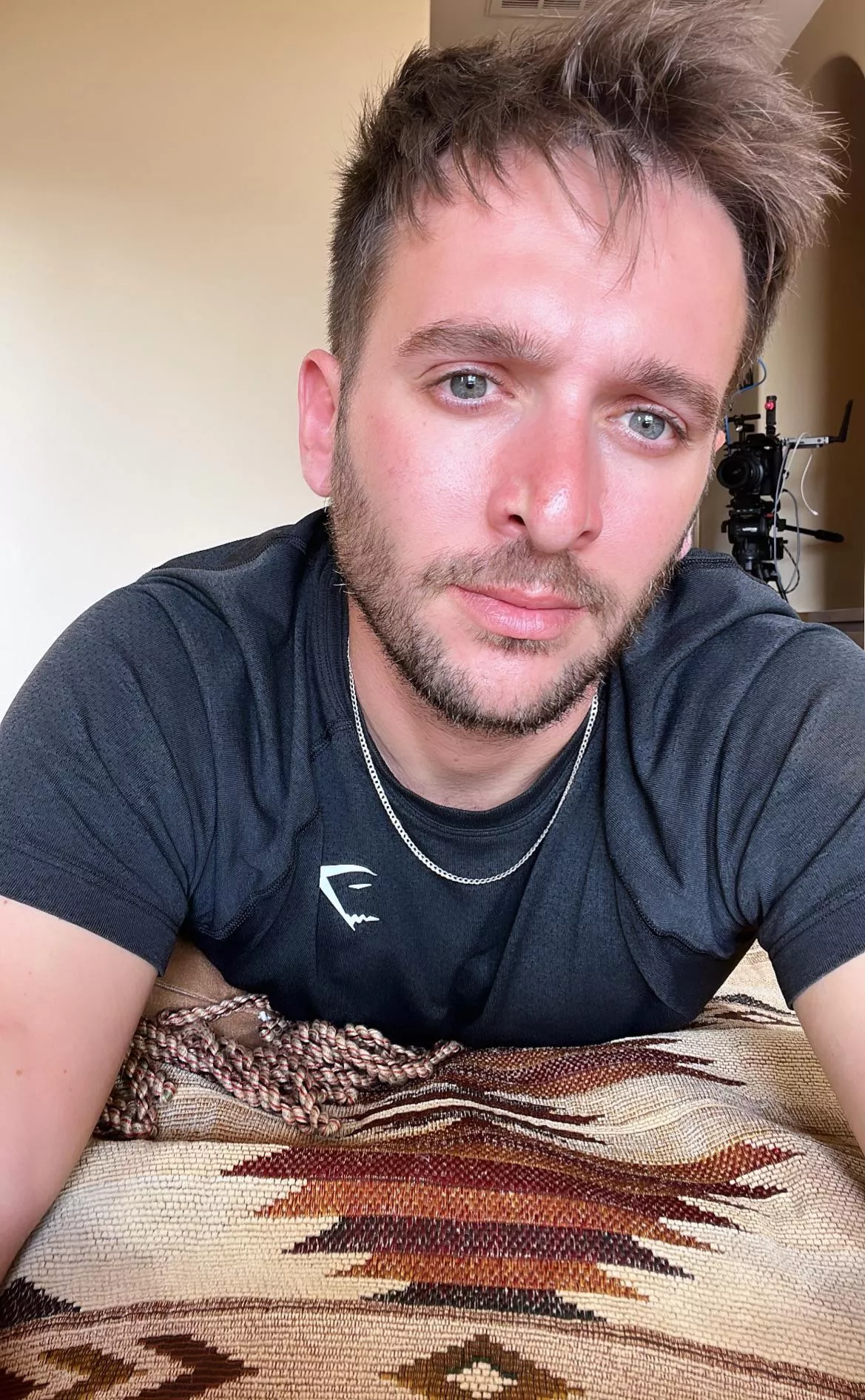Who wants to kiss me? 🥰