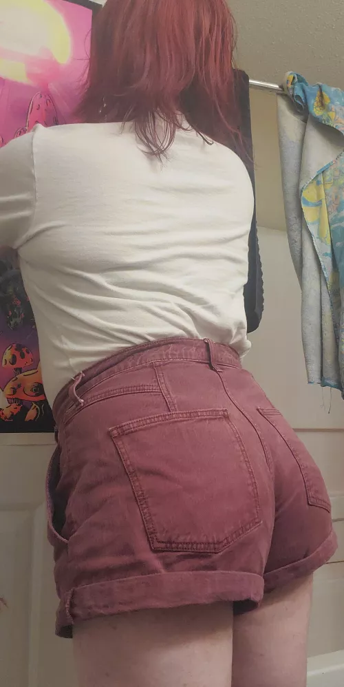 Would you pull my shorts down or leave them up to spank me?? 🌸