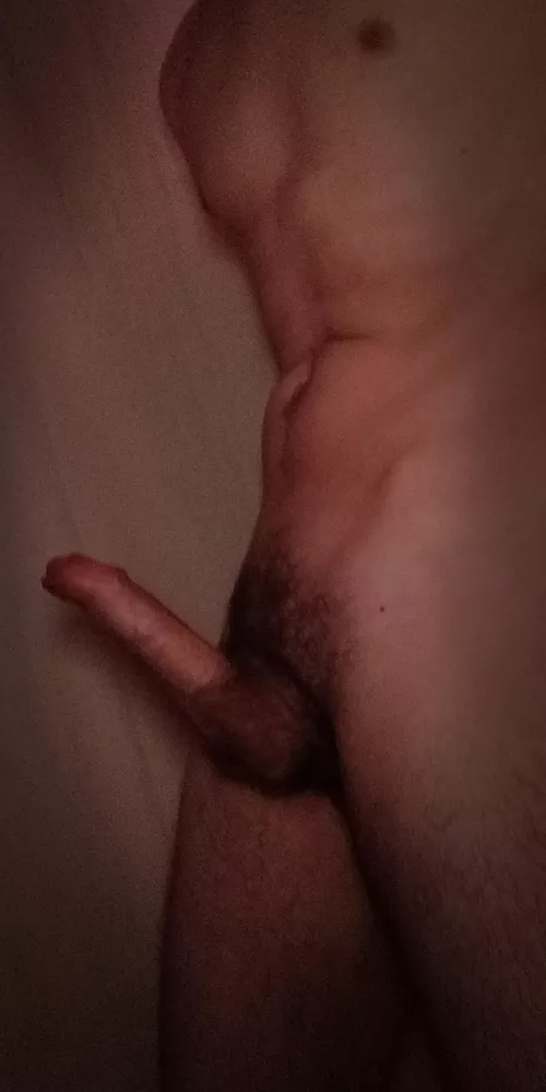 any tiny girls here who are into big cock? 😜