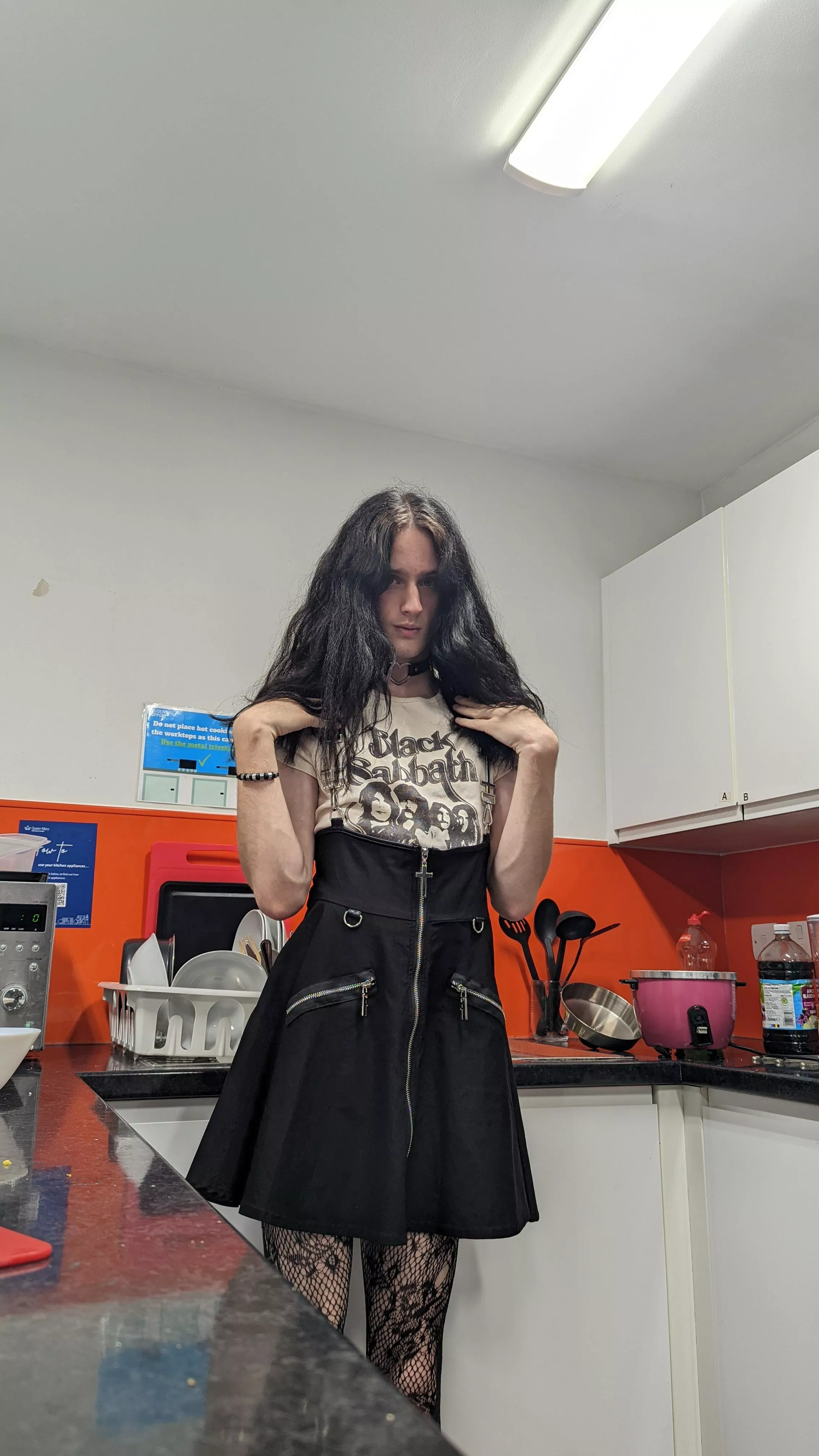 chillin in the kitchen x