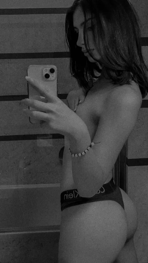 eat this cake like it’s your birthday