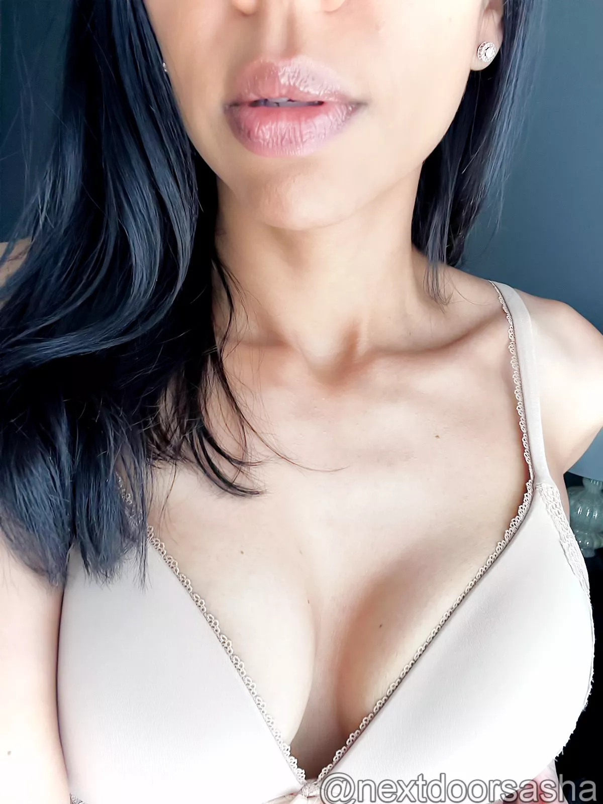 If you like these lips you'd love the other pair