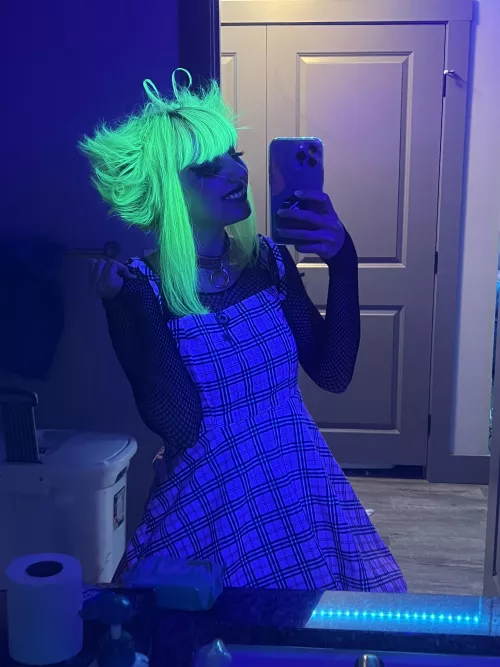 I’m the definition of neon hair