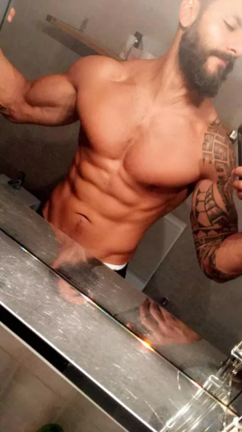 [OC] first post here