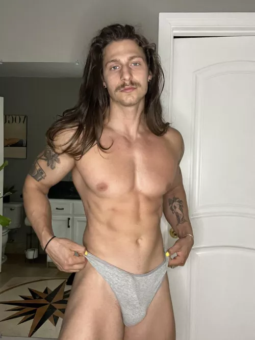 Once again I'm sticking to light colors