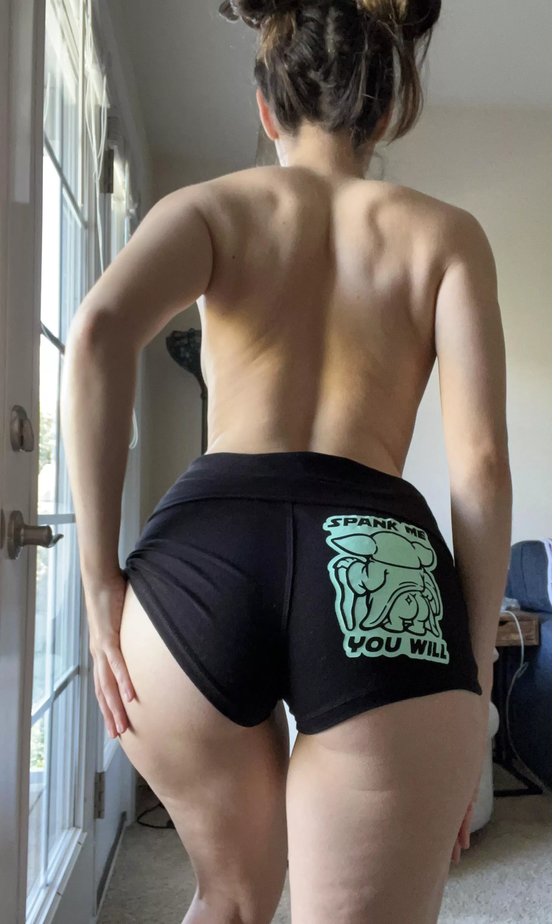Spank me, you will 😏 [f]