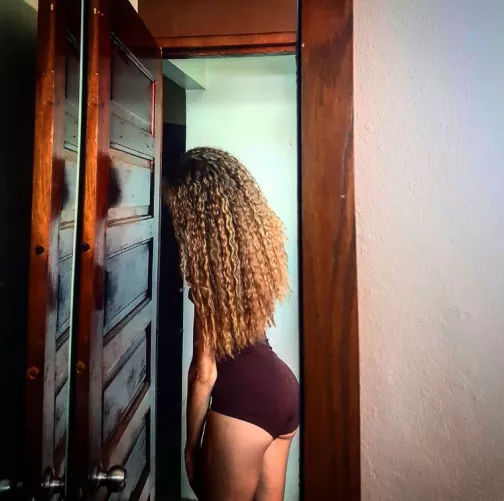 when I took my braid out. 🥰 (OC)