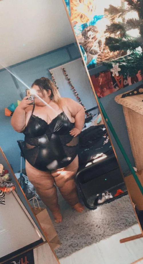 Come rip it off me baby 😳