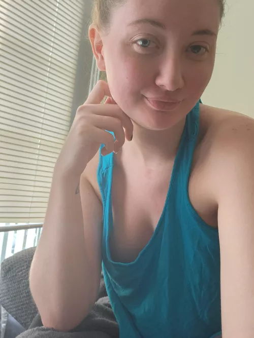 Having a relaxing Sunday and giving a tease of a view.