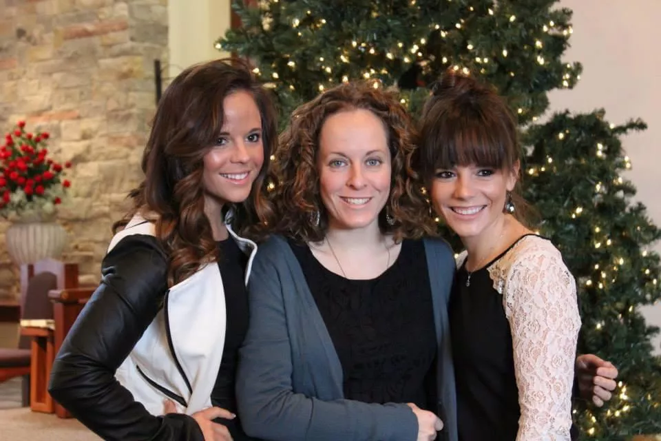 Hot Sisters