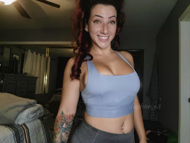 I hope you don't mind a sweaty mom post workout (f)