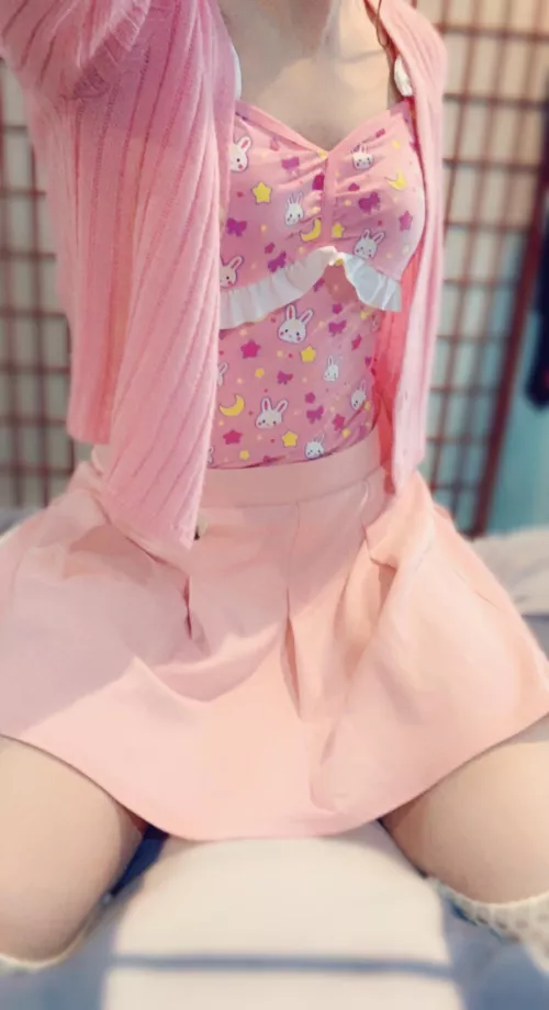 Pretty in pink. If you recognize the pattern, you know what’s good~