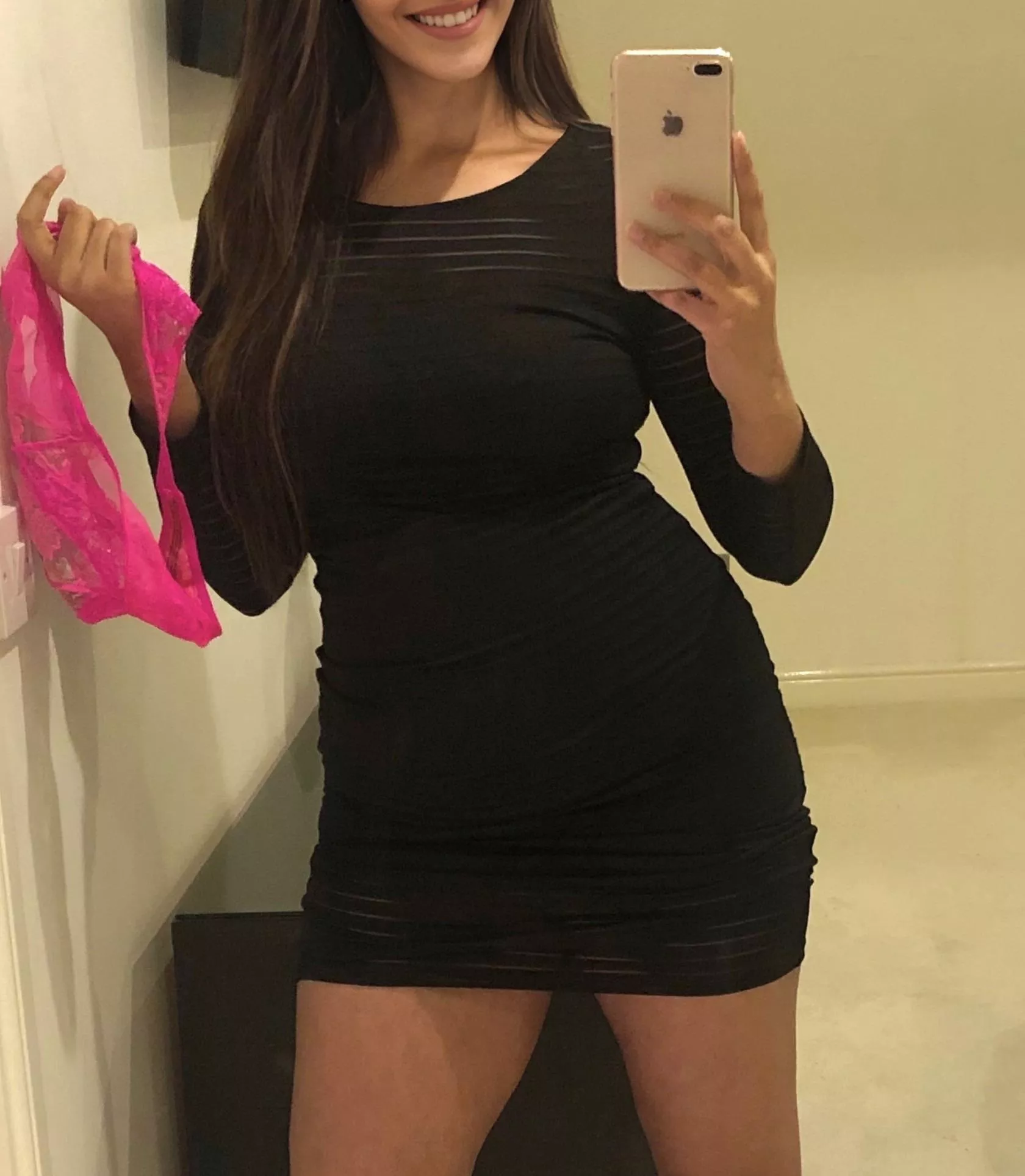 Saturday night means no panties night...🤭