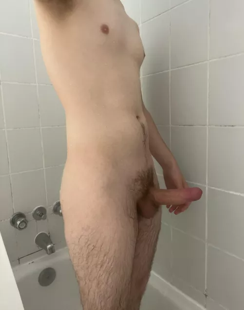 Thought I’d take a pic while I was in the shower right now