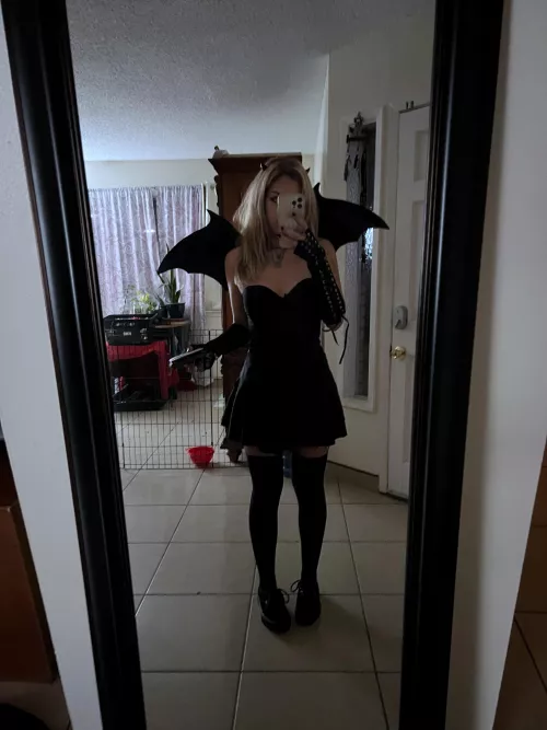 Would your fuck this demon goth girl brutally?💋💓