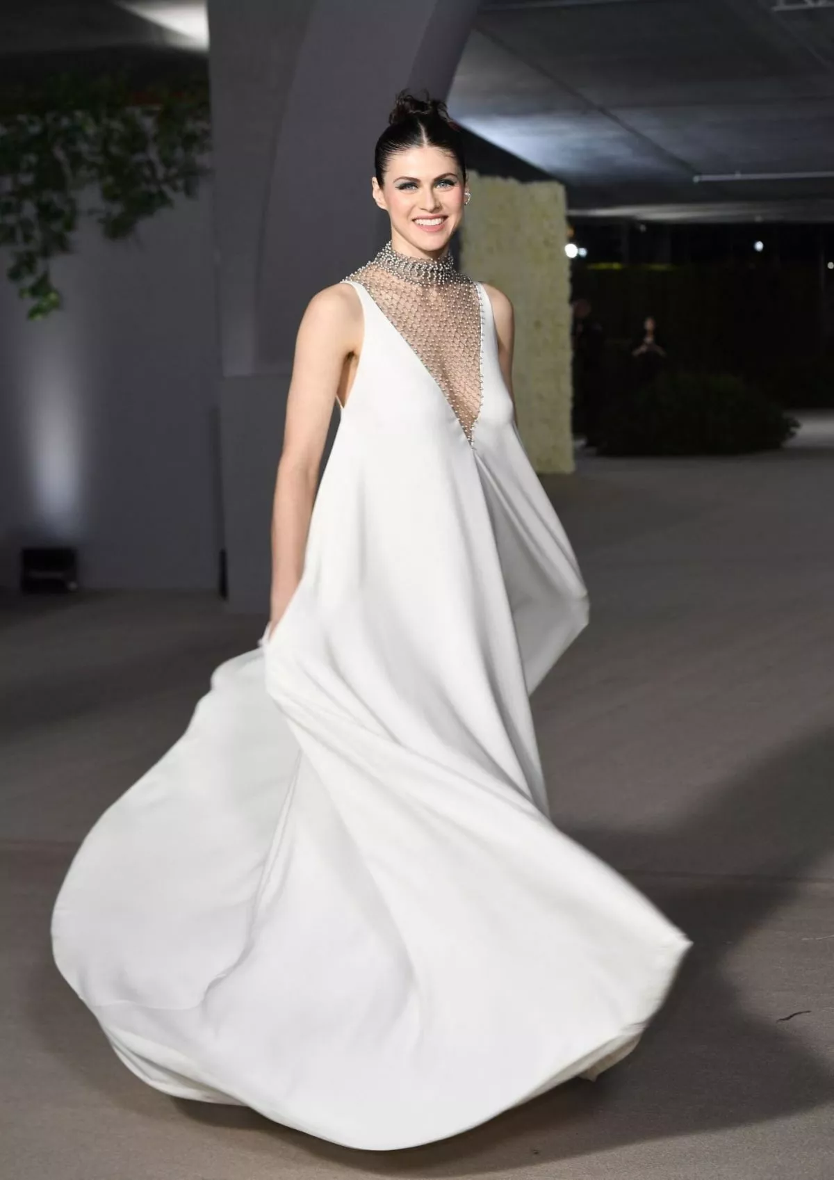 Alexandra Daddario has me in a tizzy right now. Let's have a chat about her and see where it goes.