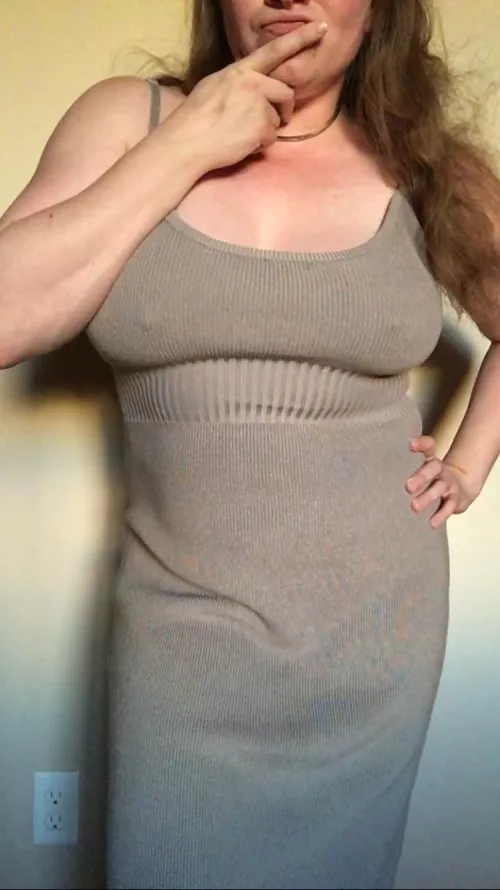 Couldn’t find a bra for this so I said “Oh well!” 😉 My date was pretty happy. 😁