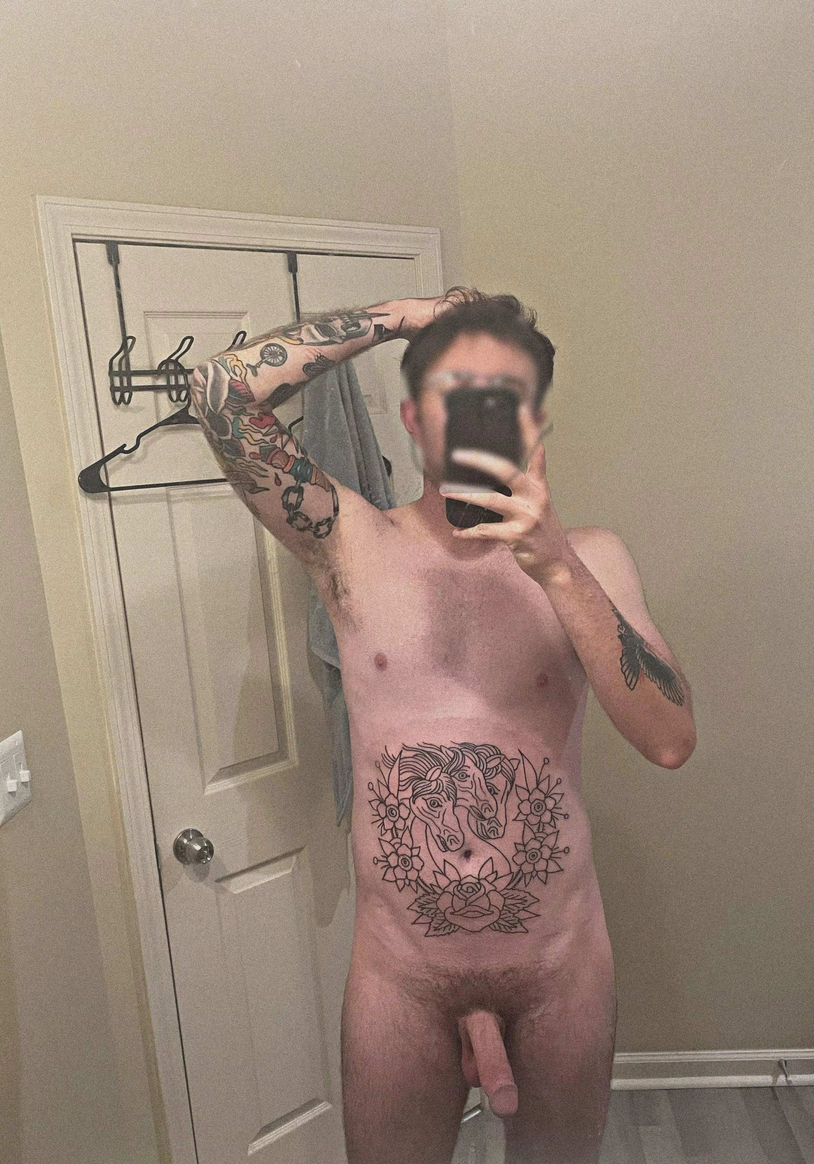 Fighting Sunday scaries with starting my stomach tattoo!