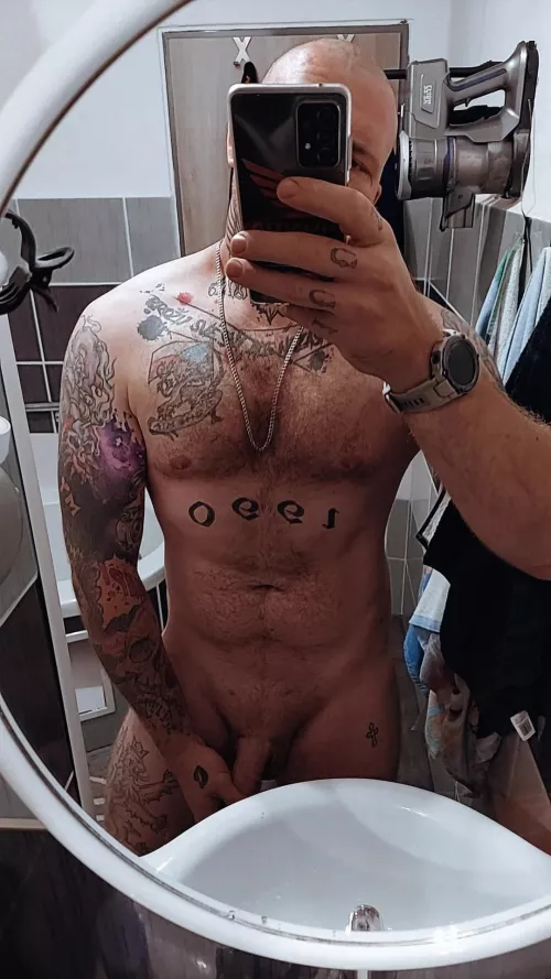 hi guys! I'm married bisexual 😈