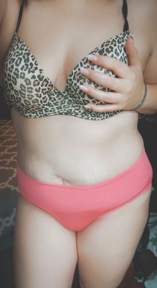 Need a strong man to handle me😈