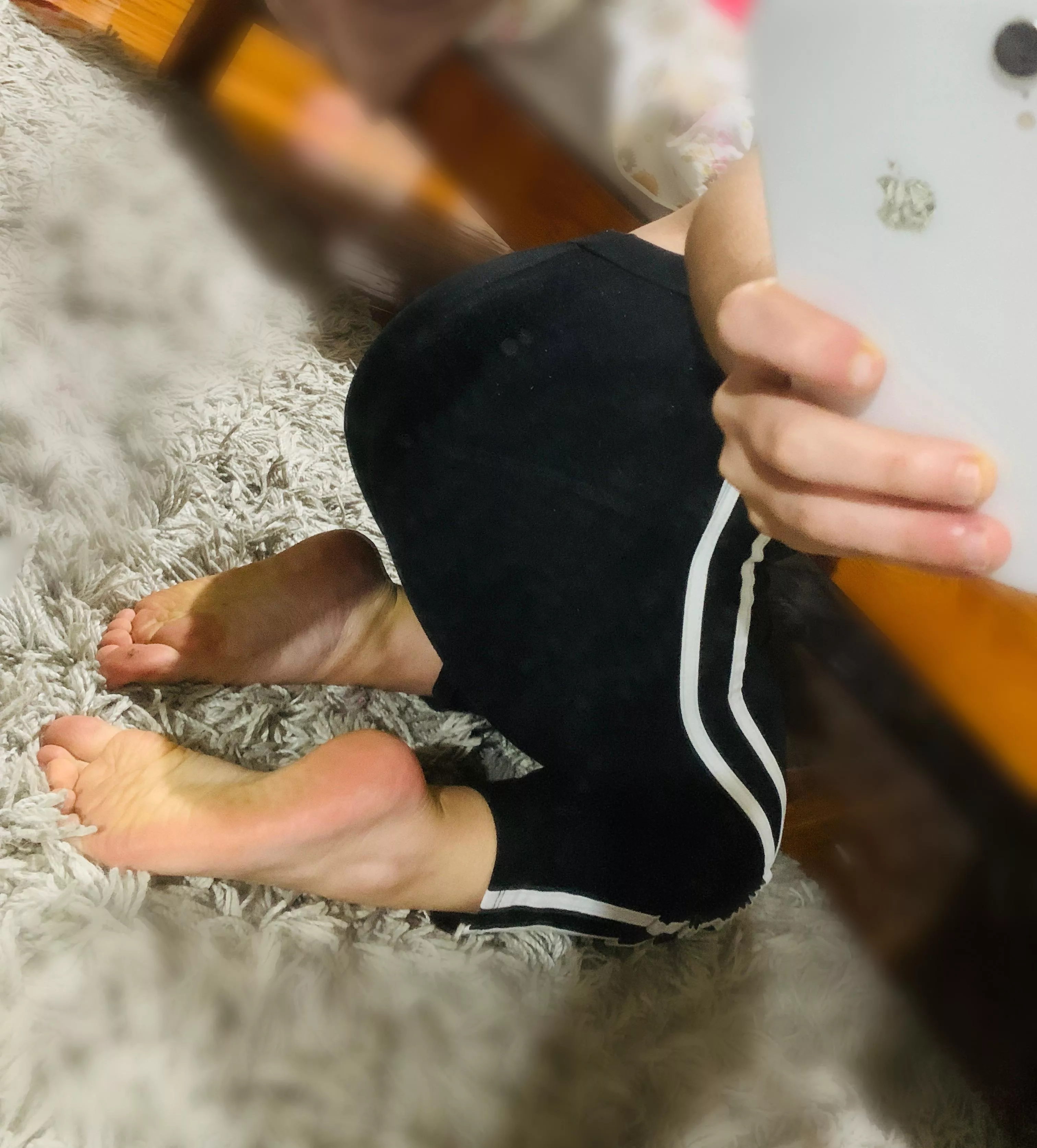 Rub my booty and feet, I’ll grant you three wishes!