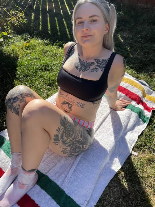 👻 Spooky season 40% off sale 👻 Let me be your treat 🖤💀