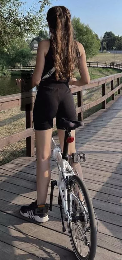 Working out every day!🍑