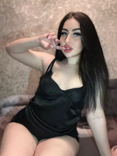 Would you jerk off to my nudes? It has to be nice hehe