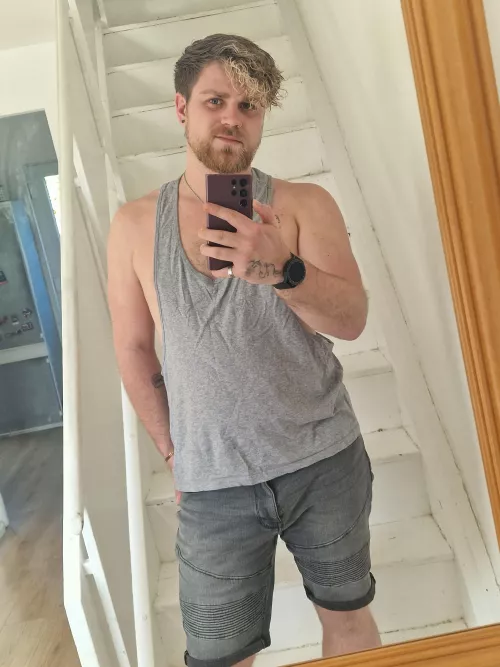 A little bit of sun and I can't help but wear shorts and vest.