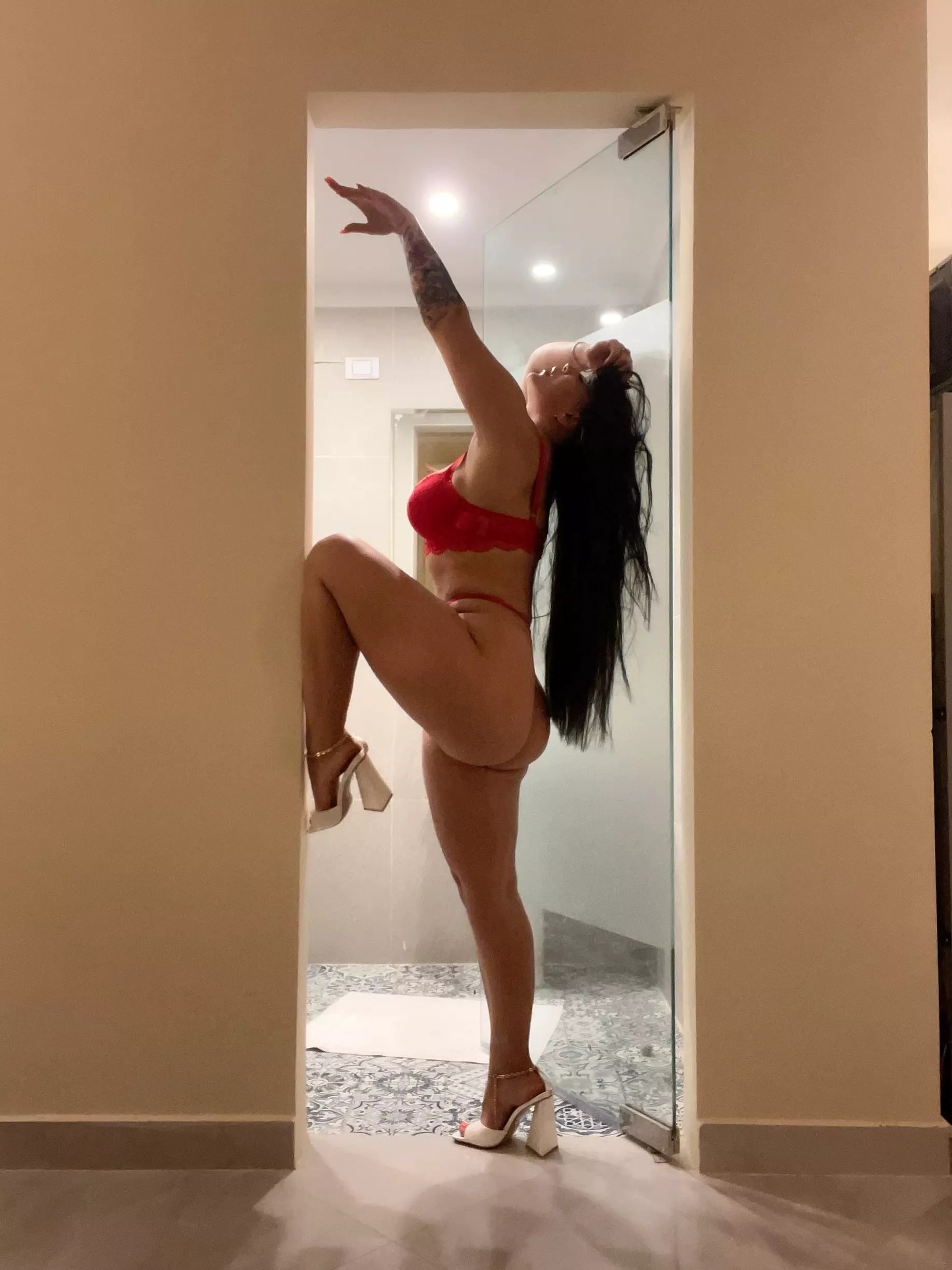 Are you into thick girls like me?