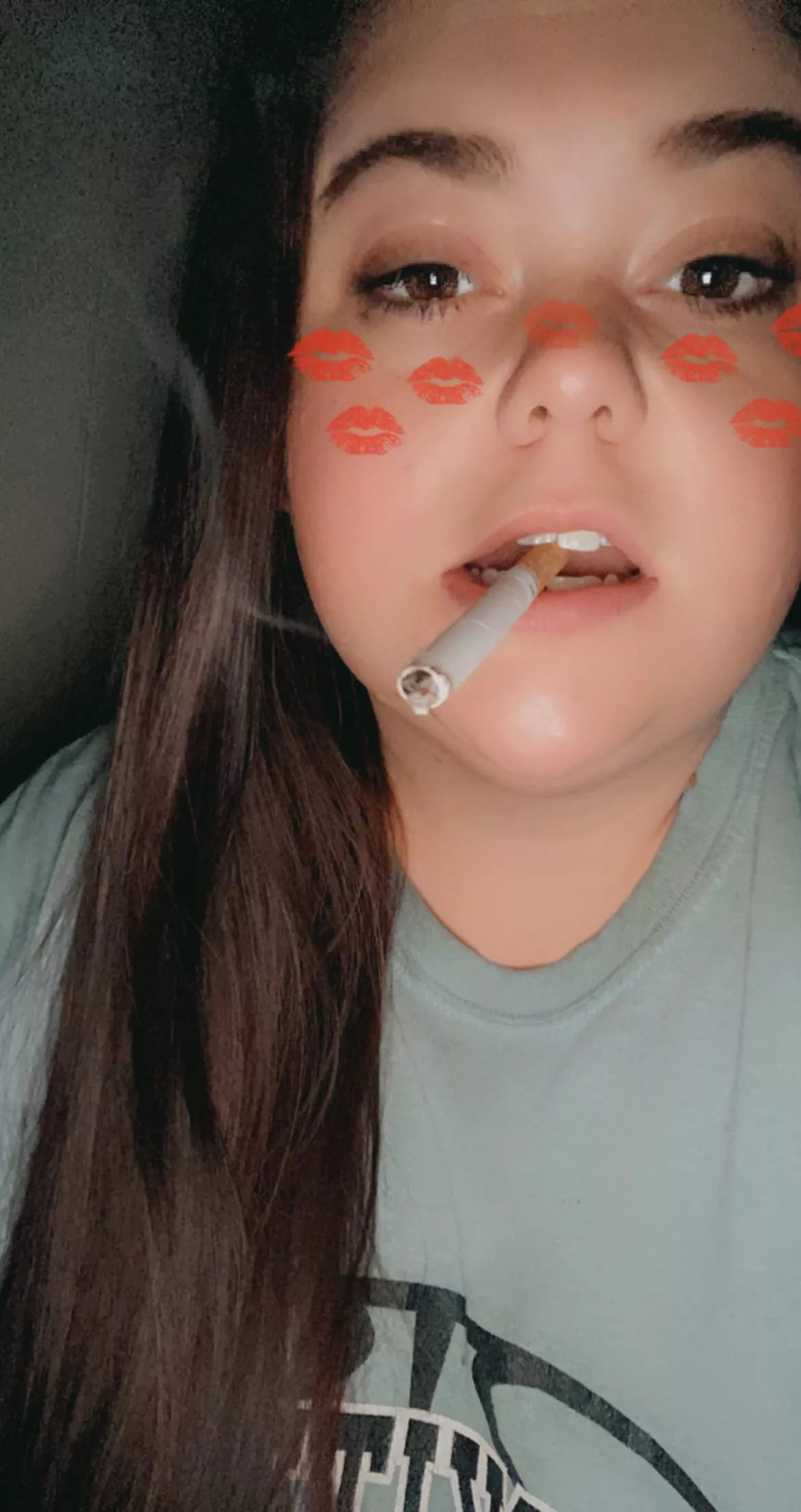 Before bed cig 😘
