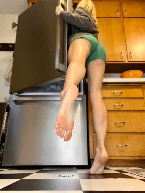 I’m going to snack on some popcorn while you snack on my feet 😋